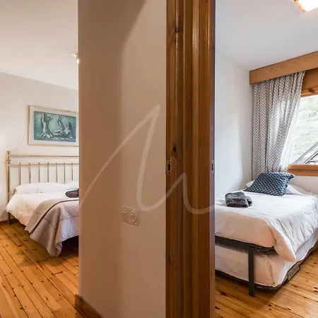Era Puma By Seamount Apartament Vielha